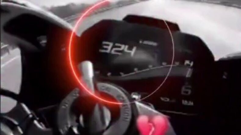 Otobanda 324 Km Hıza Ulaşan Motosikletli Ölüme Meydan Okudu