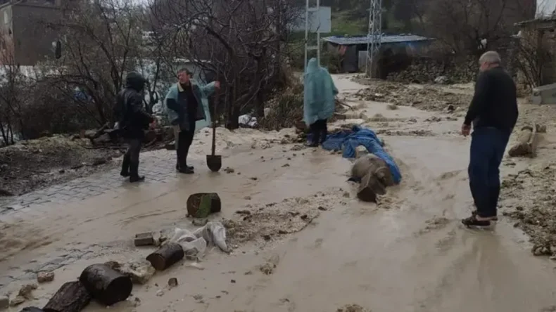 Yayladağı’nda Sel Mağdurları İçin Başvuru Merkezi Kuruldu!