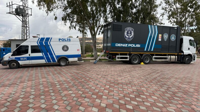 Sudaki Delil Avcıları Akdeniz’de Zorlu Eğitimden Geçti