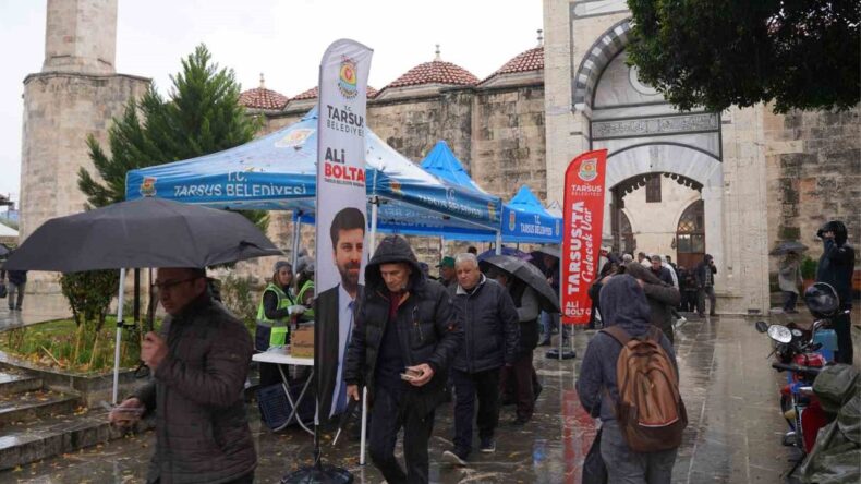 Tarsus’ta 6 Şubat Depremlerinin Yıl Dönümünde Helva İkramı