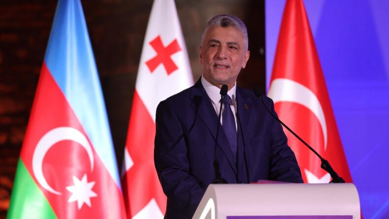 Ticaret Bakanı Bolat: Bu yıl GSYİH’miz 1,6 trilyon dolara ulaşacak