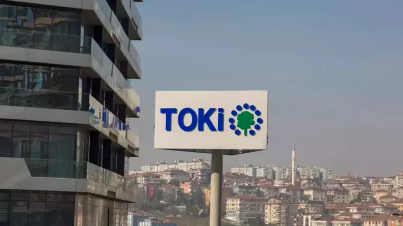 Antakya’daki TOKİ Konutları Ağır Hasarlı Mı? Bilirkişi Raporu Gündemde!