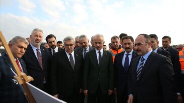 Ulaştırma ve Altyapı Bakanı Uraloğlu Hatay’da ‘Kardeşlik İftarı’nda Konuştu