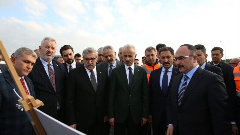 Ulaştırma ve Altyapı Bakanı Uraloğlu Hatay’da ‘Kardeşlik İftarı’nda Konuştu