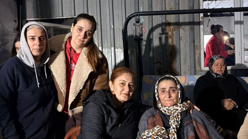 Hatay’ın “Çilem Ablası” Yangın Mağduru Aileye Yardım Eli Uzattı