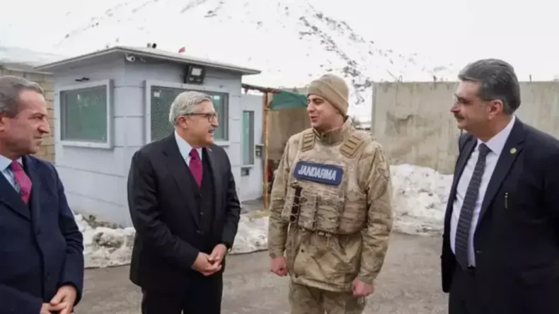 Yayman’dan Mehmetçiğe Moral Ziyareti