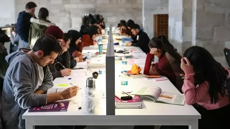 YÖK’ten Öğrencilere Müjde: Yeni Destek Paketleri Açıklandı
