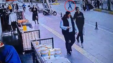 Yola Fırlayan Çocuğa Motosikletle Çarpıldı