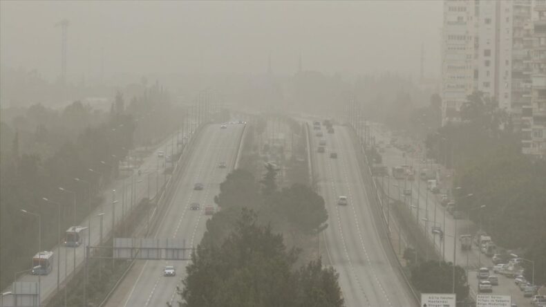 Yurdun Büyük Bölümü İçin Toz Taşınımı Uyarısı