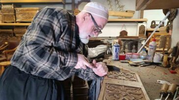 49 Yıldır Oymacı Sandık Ustalığı Yapan Usta