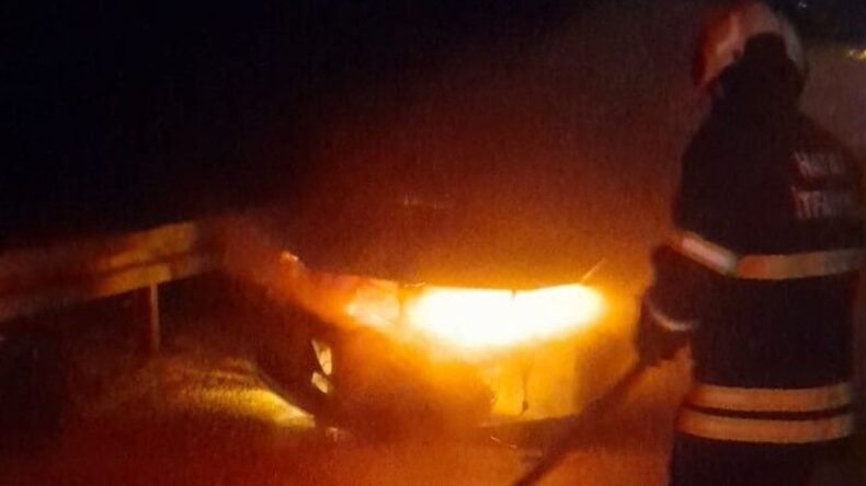 Altınözü’nde Araç Yangını: Olayın Detayları