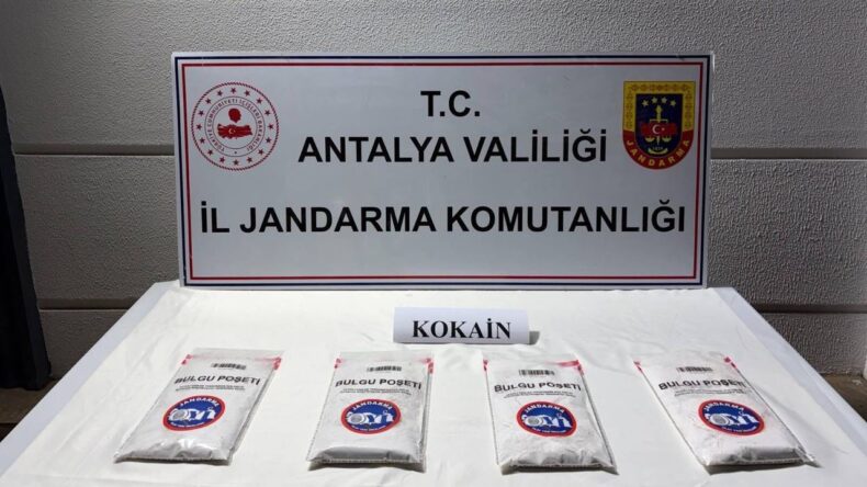 Antalya’da Uyuşturucu Operasyonu: 2 Şüpheli Tutuklandı