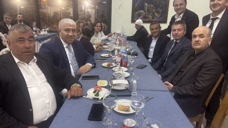 Antalya’daki Çorumlu İş İnsanları İftarda Buluştu