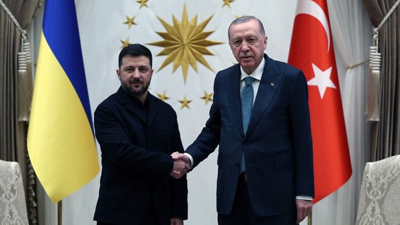 Cumhurbaşkanı Erdoğan, Ukrayna Devlet Başkanı Zelenskiy ile Görüştü
