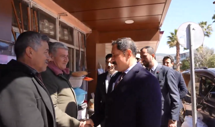 Yayladağı’nda Ramazan Bereketi: Vali Mustafa Masatlı Esnafla Buluştu