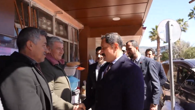 Yayladağı’nda Ramazan Bereketi: Vali Mustafa Masatlı Esnafla Buluştu