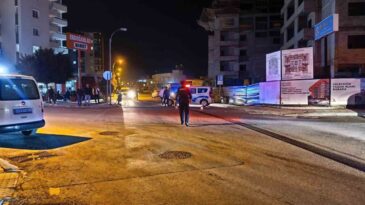 Mersin’in Tarsus ilçesinde tırın çarptığı kadın hayatını kaybetti