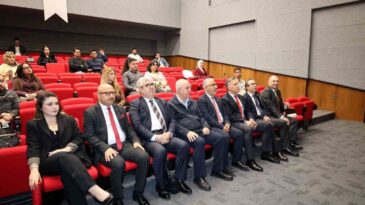 Adana’da ‘İhracat Akademisi Eğitimi’ başladı