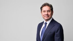 Akbank Orta ve Doğu Avrupa’da ‘En İyi Banka’ Ödülünü Aldı