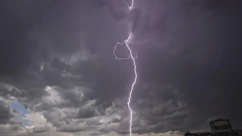 Meteorolojik Uyarı: Gökgürültülü Sağanak Yağış Geliyor