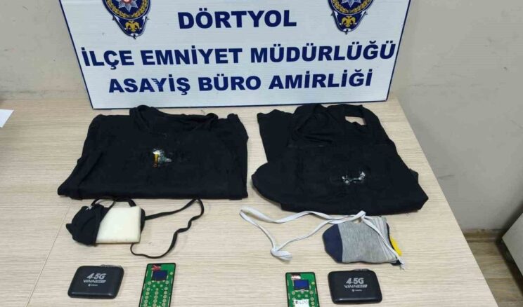 Dörtyol’da Kopya Düzeneğiyle Sınava Giren İki Kardeş Yakalandı