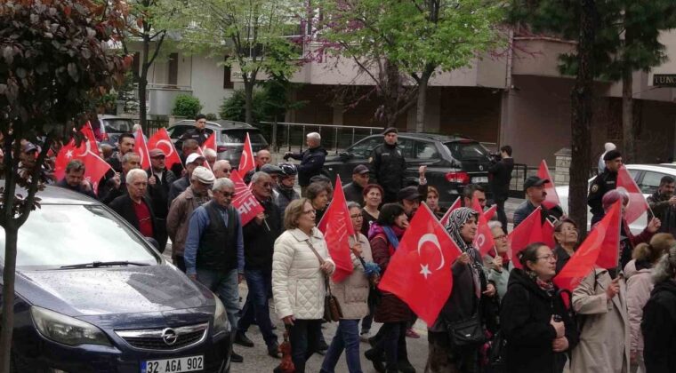 Isparta’da 1 Mayıs Emek ve Dayanışma Günü Halaylarla Kutlandı