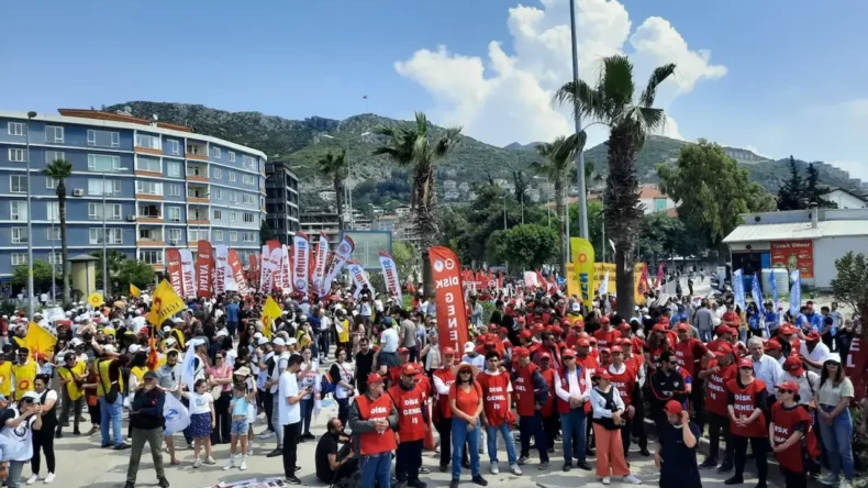 1 Mayıs İşçi Bayramı’nda Yoğun Katılım