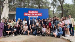 Antalya’da Çağdaş Gençlik Kampı Düzenlendi