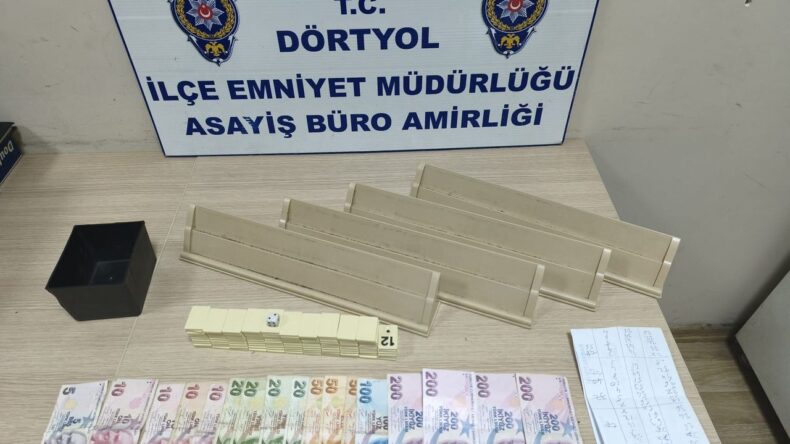 Dörtyol’da Kumar Oynayan İki Kişiye Ceza Kesildi