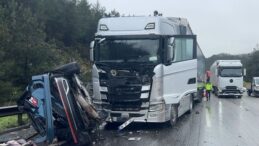 Tarsus-Pozantı Otoyolu’nda zincirleme kaza: 1 ölü, 5 yaralı