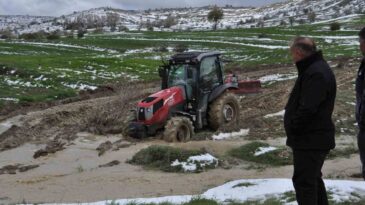 Isparta’da Yaylada Mahsur Kalan Çobanlar 30 Saat Sonra Kurtarıldı