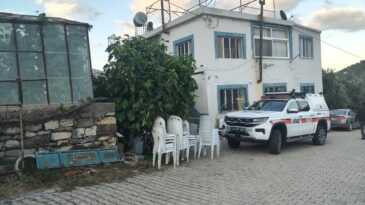 Mersin’de Fenalaşan Kardeşlerin Cenazeleri Defnedildi