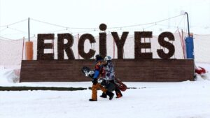 Erciyes’te 15 Yılın En Uzun Kayak Sezonu Yaşanıyor