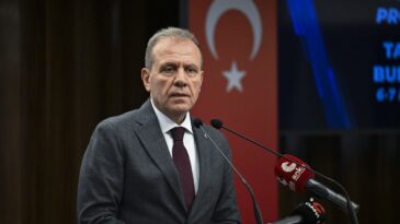 Seçer: ‘Yerel yönetimlerde insan kaynağı ve mali disiplin belirleyici’