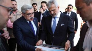 Başkan Öntürk, Reyhanlı’daki otogar projesini inceledi