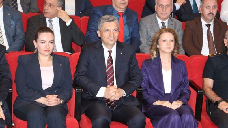 Antalya’da deniz kirliliğine karşı ‘Mavi Akdeniz İnisiyatifi’ tanıtıldı