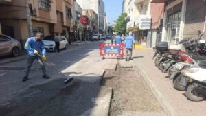 Mersin’de Yol ve Kaldırım Yenileme Çalışmaları Devam Ediyor