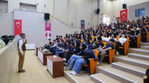 HBB Öğrencileri Sınavda Yalnız Bırakmıyor