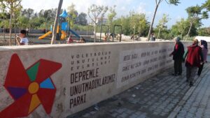 Voleybolun Unutulmaz Evlatları Anıt Parkı Açıldı