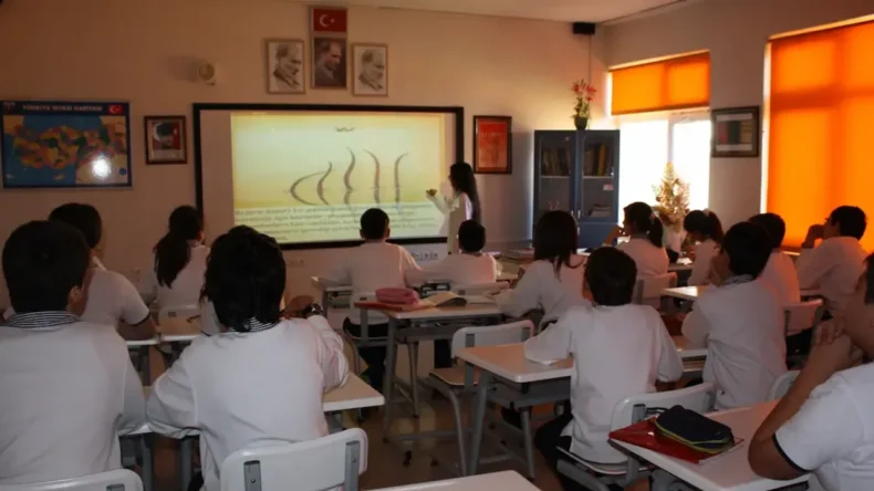 Öğretmen Veli Görüşmelerinde Yeni Kurallar Geliyor