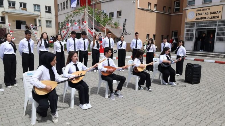 Adana ve Mersin’de Atatürk’ü Anma Bayramı Kutlandı