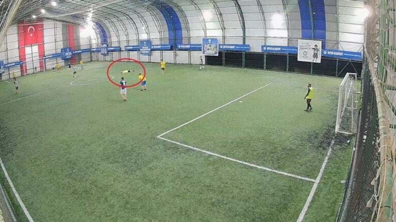 Dörtyol’da Halı Sahada Kalp Krizi: 42 Yaşındaki Futbolcu Öldü