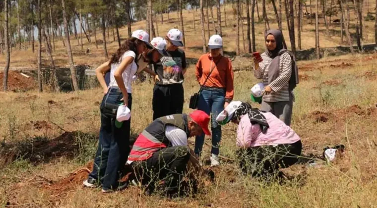 Kırıkhan’da Ekolojik Farkındalık Gezisi Düzenlendi