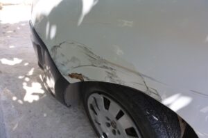 Antakya’da trafikte örnek davranış: Sürücü not bıraktı
