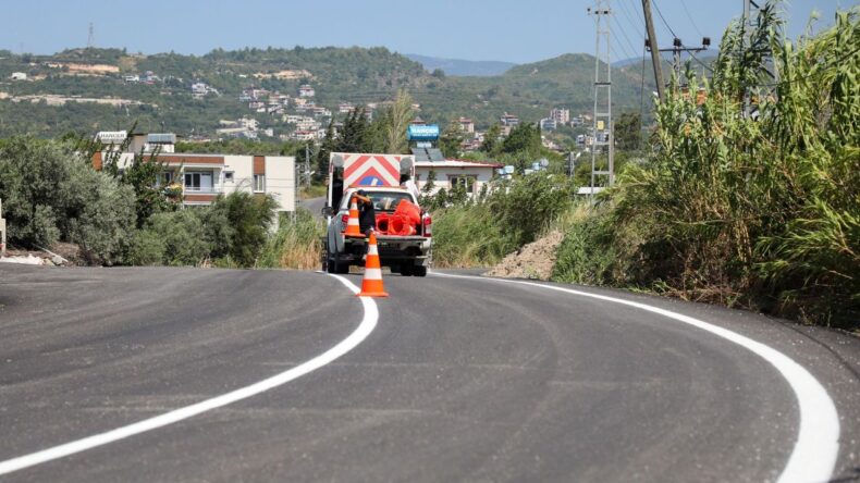 Yaylıca’da 1500 metrelik okul yolu beton asfaltla yenilendi