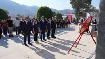 Hatay’da 2026-2027 Eğitim Öğretim Yılı Törenlerle Başladı