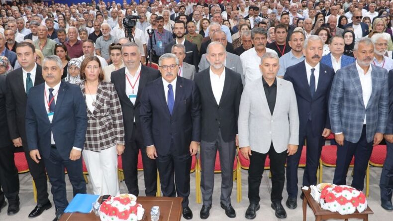 MHP Hatay İl Başkanlığı 15. Olağan Kongresi’nde Metin Taşçı Güven Tazeledi