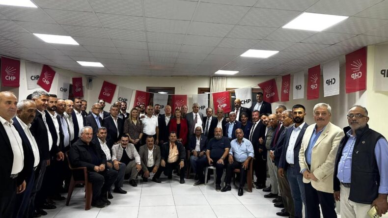 CHP Hatay İl Başkanı Derya Altunay, Reyhanlı Muhtarlarıyla Bir Araya Geldi