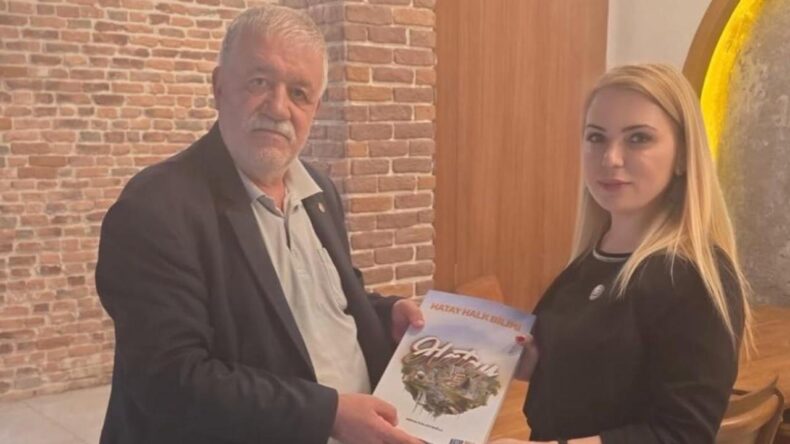 Mithat Kalaycıoğlu’ndan Hatay Halk Bilimi Eserine Anlamlı Takdim