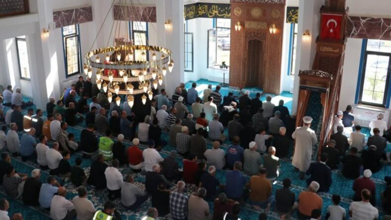 Antakya Gülderen’de Deprem Konutlarına Yeni Cami: 138’inci İbadethane